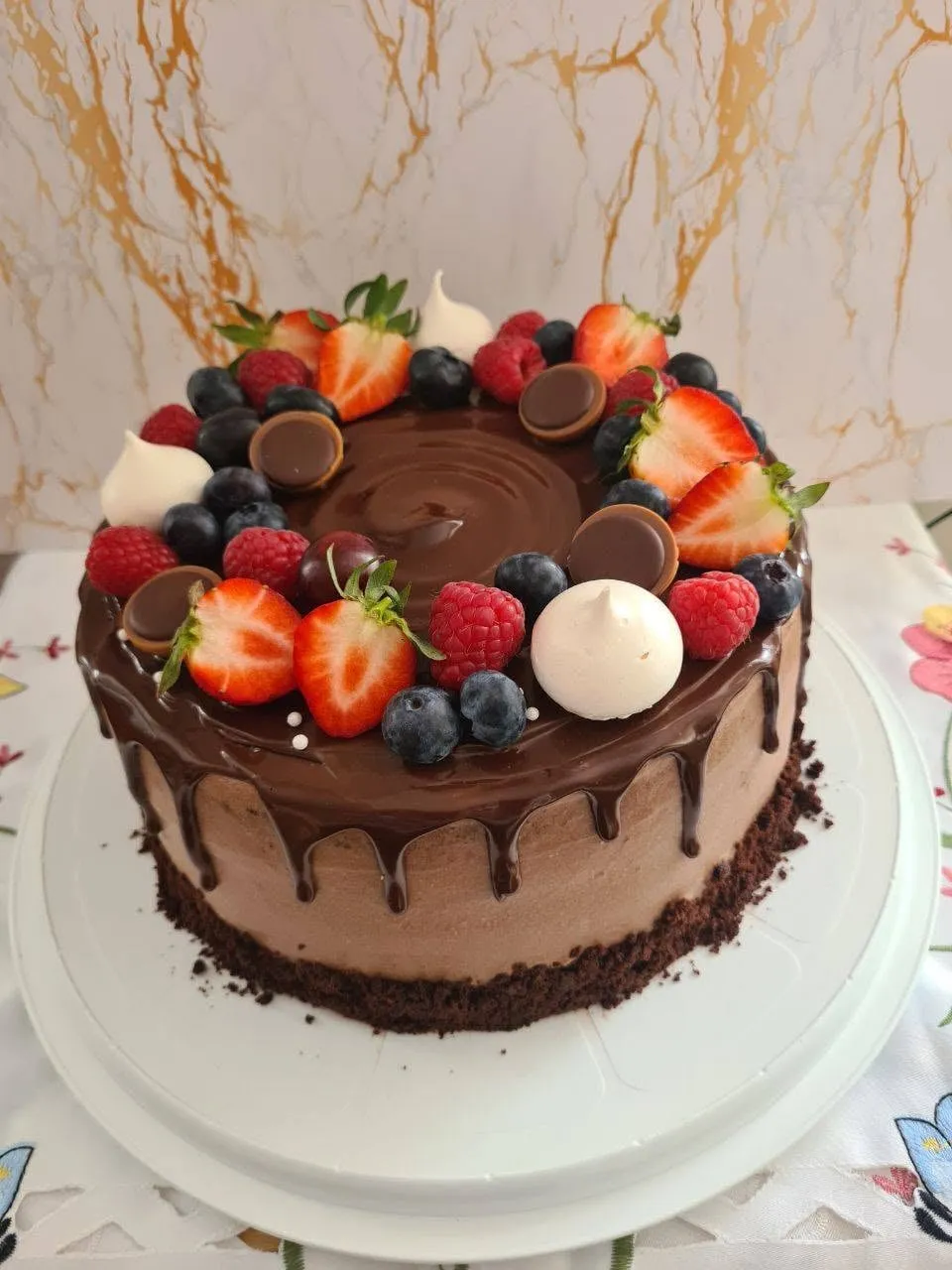 Chocolate and berry drip